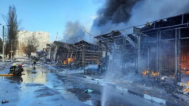 Rusiya Xarkovu vurdu: 3 ölü, 25 yaralı