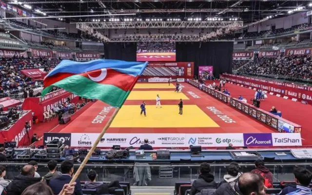 Murad Fətiyev yarımfinalda uduzdu - Bürünc üçün yarışacaq - Yenilənib