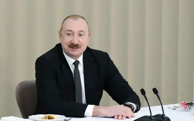 İlham Əliyev Türkmənbaşıda tədbirdə iştirak edir - Foto