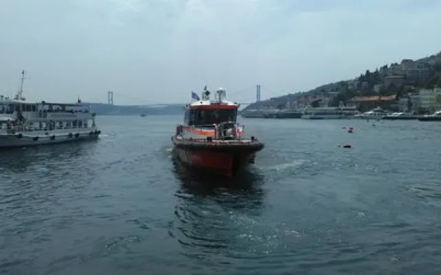İstanbul boğazında gəmilərin hərəkəti dayandırıldı
