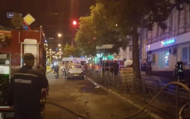 Rusiya PUA-sı 25 mərtəbəli binaya dəydi: ölü və yaralılar var
