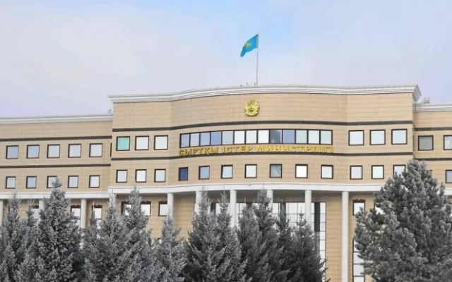 Qazaxıstan çağırış etdi: Bu ölkəyə getmətin!