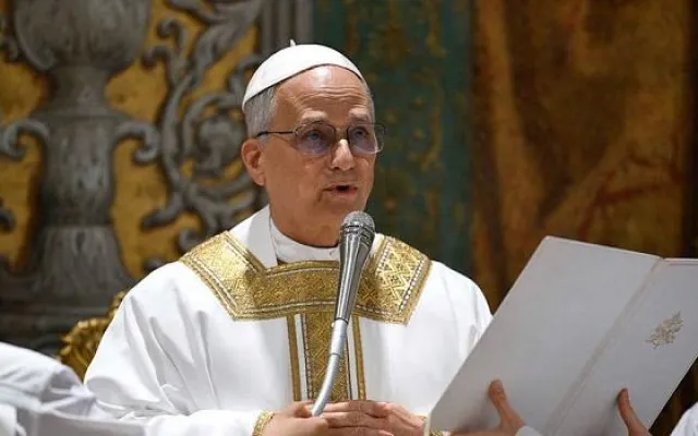 Roma Papasında ağciyər xərçəngi aşkarlandı