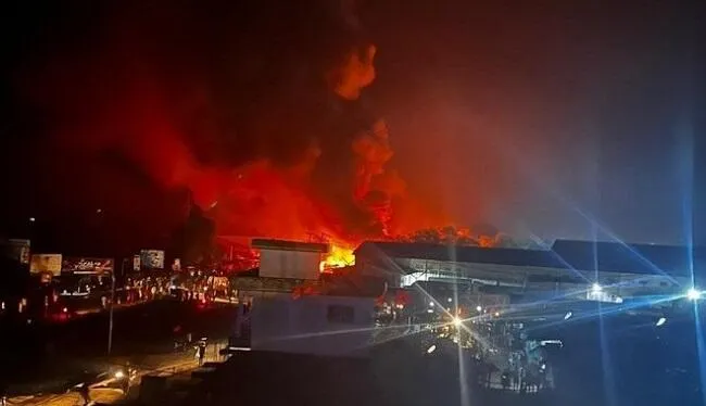 Rumıniya sularında tankerə zərbə endirildi