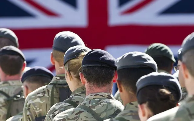 Britaniyalı generaldan müharibə xəbərdarlığı: Hazır olun!