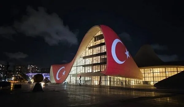 Türkiyə bayrağının Azərbaycanda endirilməsi... - Türkiyə PA