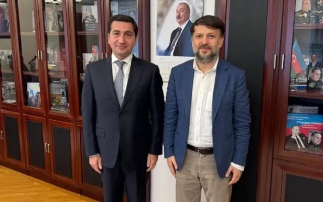 Hikmət Hacıyev Emin Millini qəbul etdi
