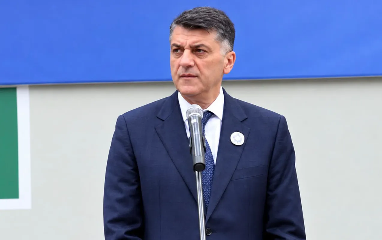 Raqif Abbasovun 12 il həbsi tələb edildi