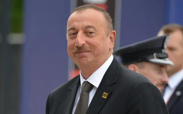 İlham Əliyev xalq rəssamına məktub göndərdi