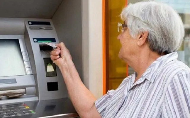 Pensiyalarla bağlı mühüm məsələ: Yaş və ödənişlər dəyişir?