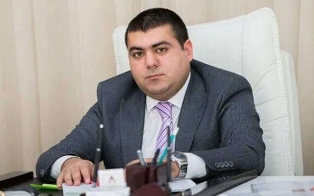 Zal Yusifovun oğlunun işi: Səs yazısı var...