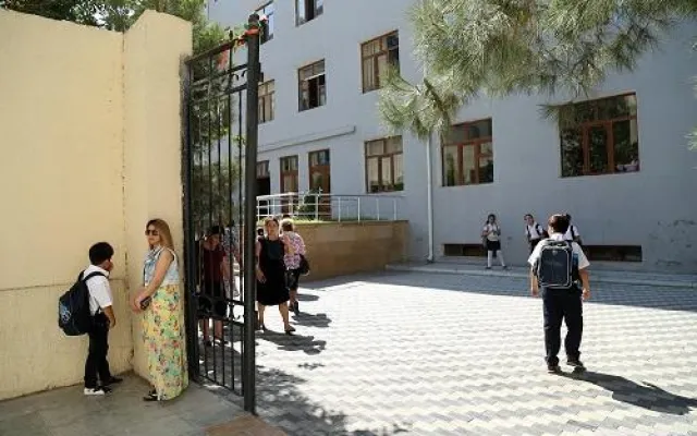 Bakıda məktəbdə şagird faciəvi şəkildə öldü