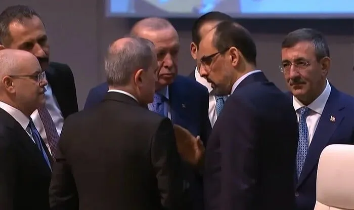 Ərdoğan Bayramovla ayaqüstü söhbət etdi - Video