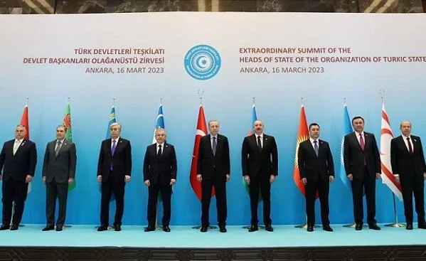 Zirvə görüşü: Azərbaycan sədrliyi Türkiyəyə təhvil verdi