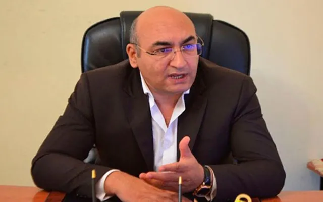 İqbal Ağazadə: “Ana öz uşağının yanında qəlyan çəkir” - VİDEO