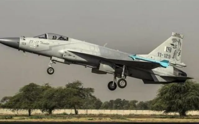 Pakistan Əfqanıstanı bombaladı: 9 nəfər öldü