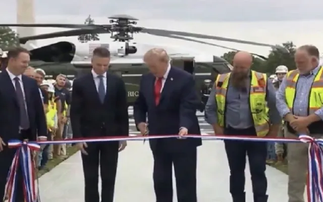 Tramp Ağ Evdə yeni helikopter meydançasını açdı