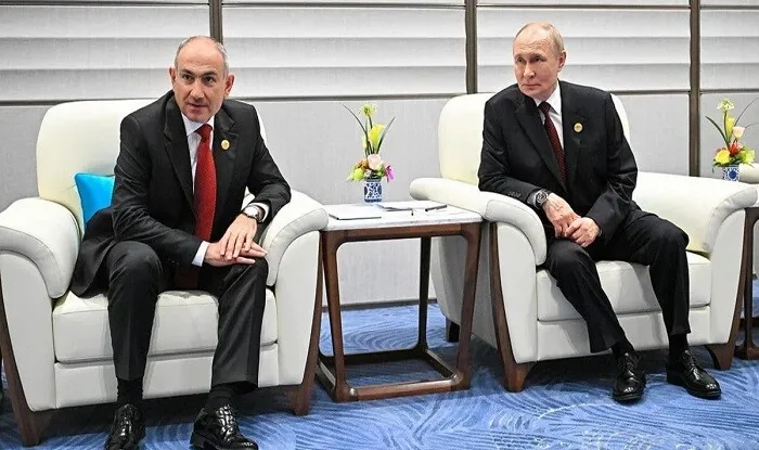 Putin Paşinyanı təbrik etdi