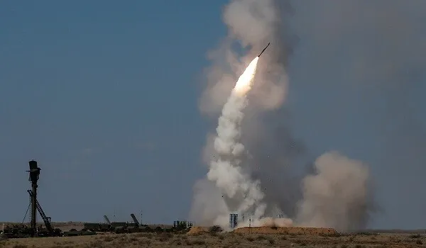 Ukrayna ilk dəfə bu raketlə rus qoşunlarına zərbə endirdi