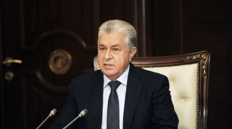 Qarpızla gündəmə gələn deputat bir zamanlar Vahid Əhmədova da qarşı çıxmışdı
