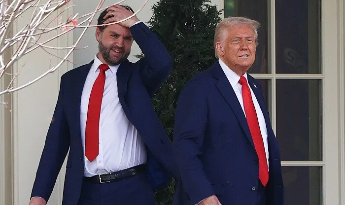 Vens Trampdan danışdı: Gecə yarısı zəng edib...