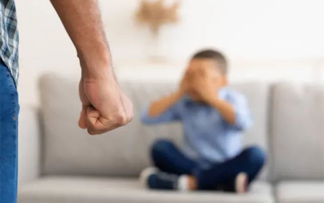 Sevgilisinin oğlunu xüsusi amansızlıqla öldürmək istədi